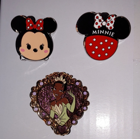 NWOT 3 Disney Pin Trading Pins - Picture 2 of 6